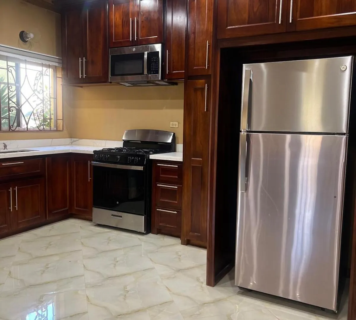 Walk To The Beach Apartment In Negril 2 Bedrooms 2 Bathrooms